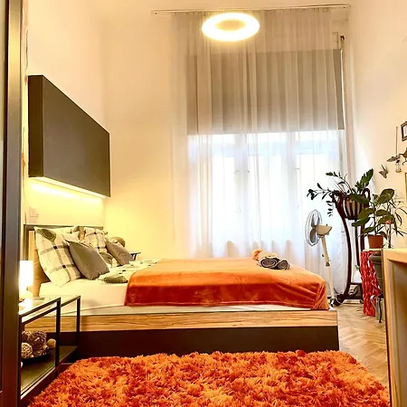 Orange Pearl 3 Next To Danube 아파트 *
